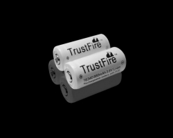 TrustFire Akkus 880mAh Li-ion 16340 & TE 